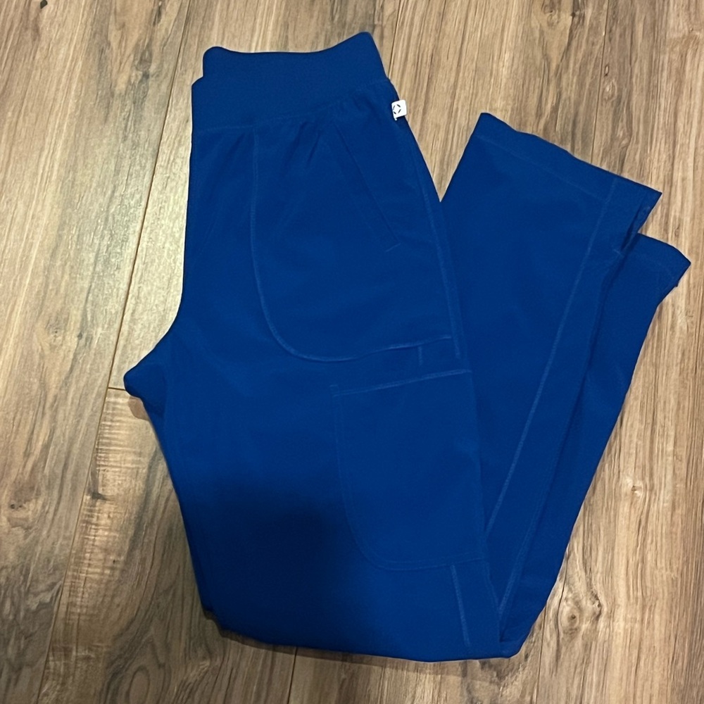 Women’s scrub pants